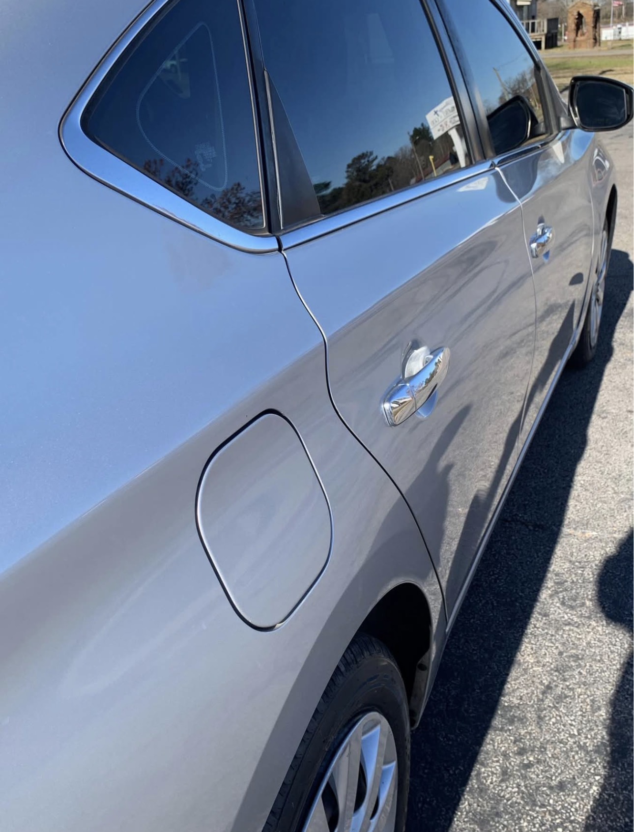 2019 Nissan Sentra thumbnail 3