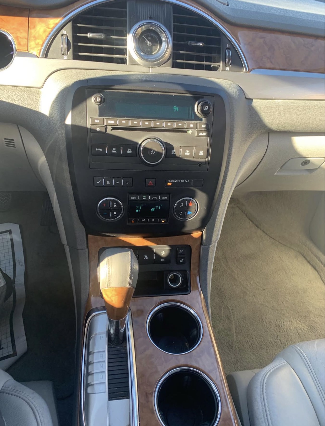 2010 Buick Enclave thumbnail 6