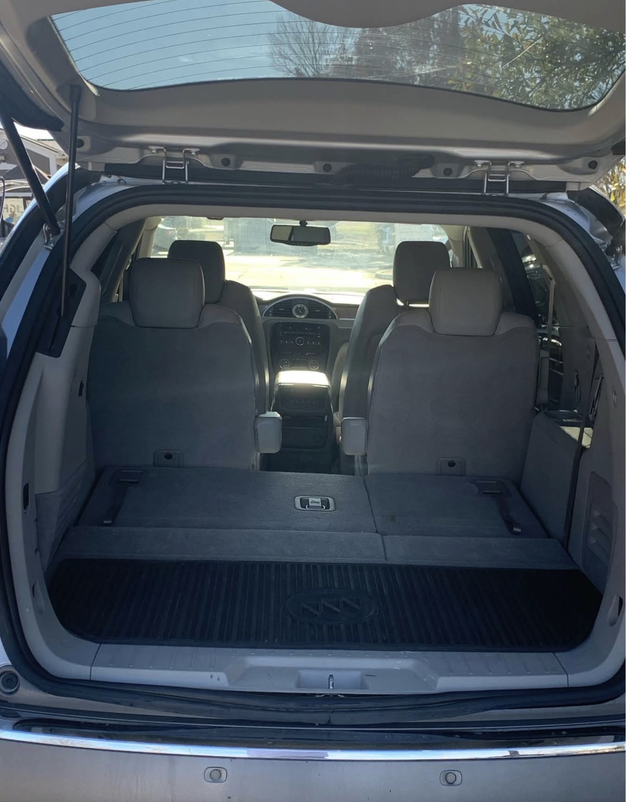 2010 Buick Enclave thumbnail 11