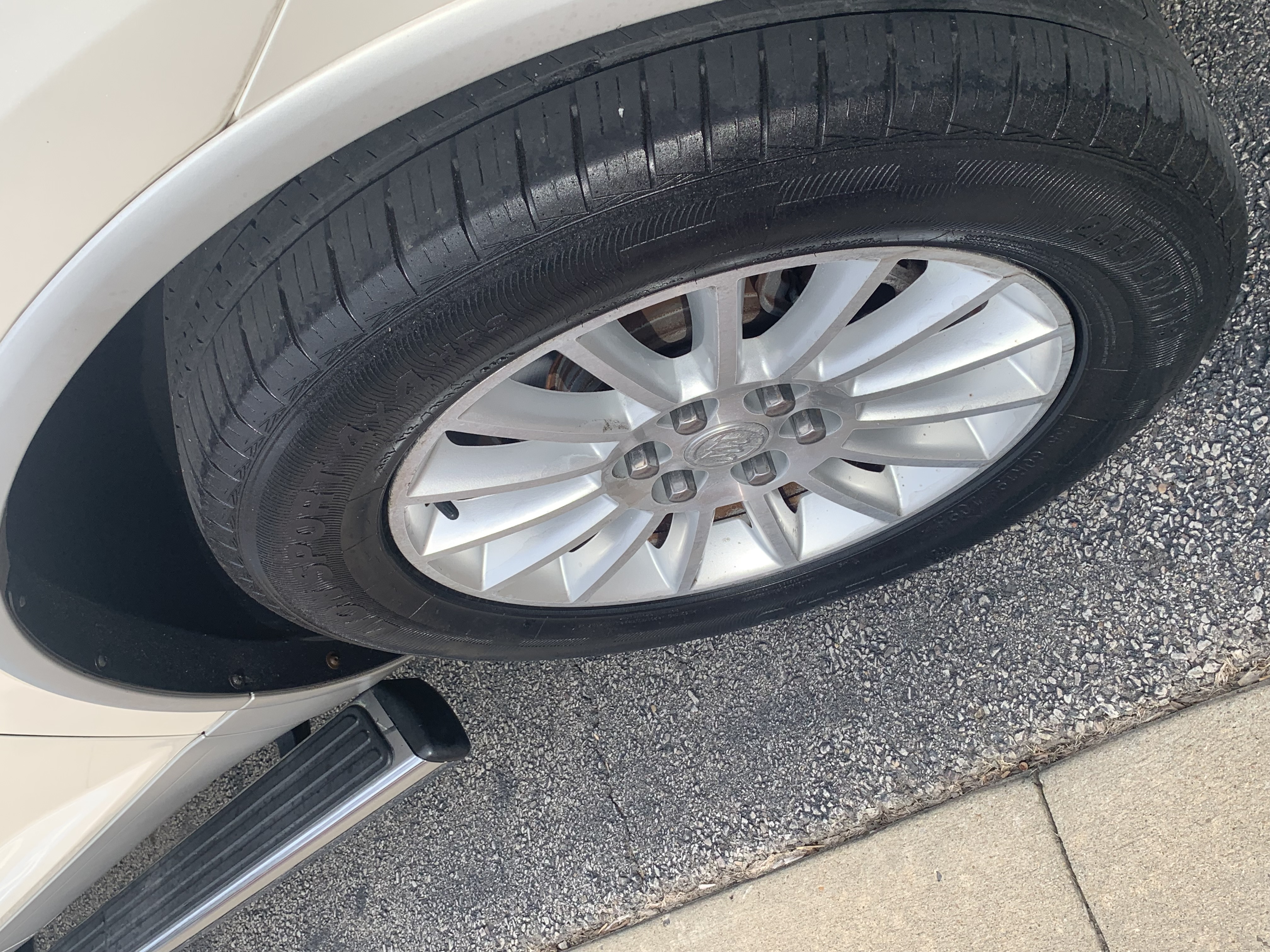 2012 Buick Enclave thumbnail 14