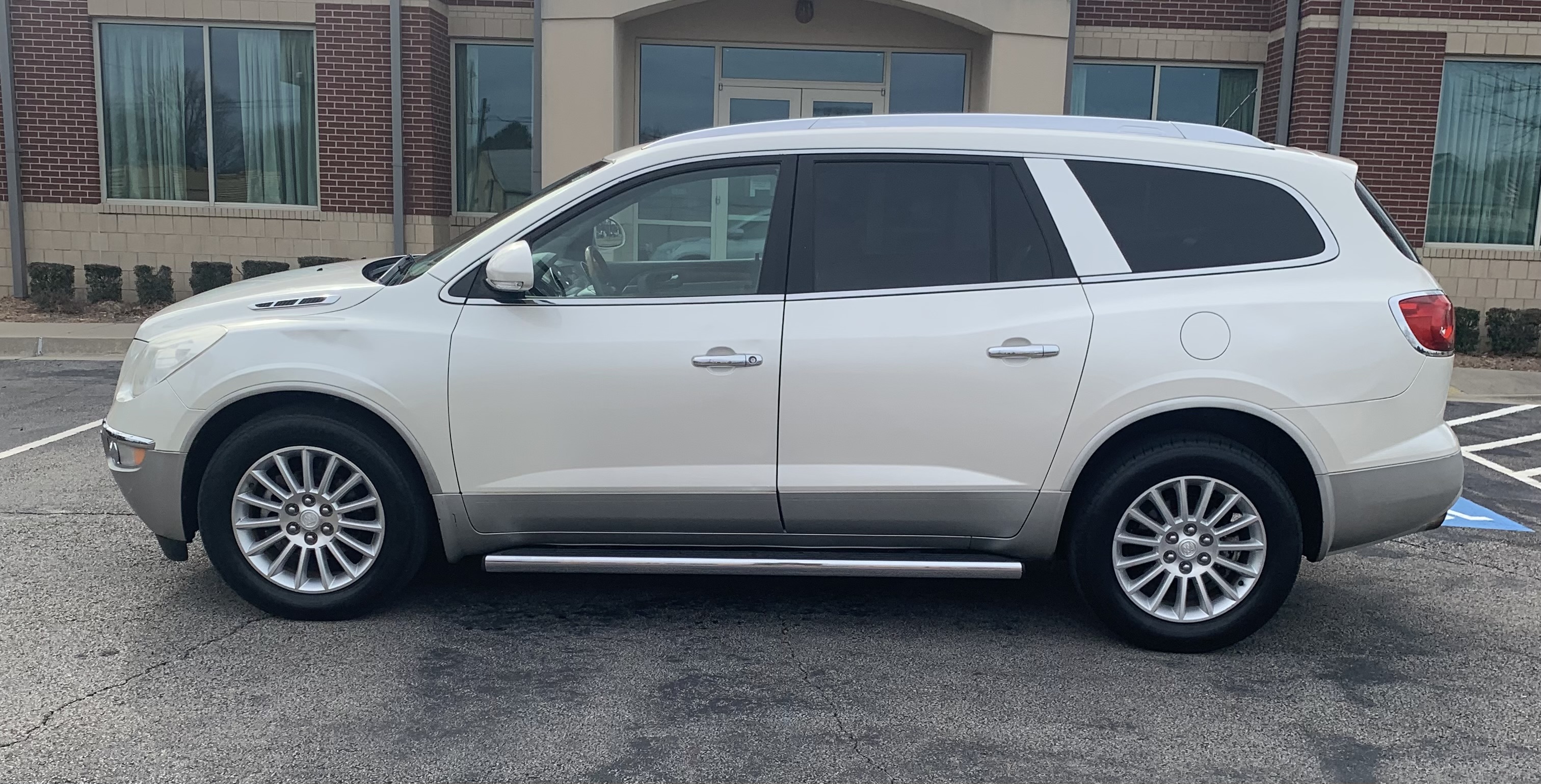 2012 Buick Enclave thumbnail 2