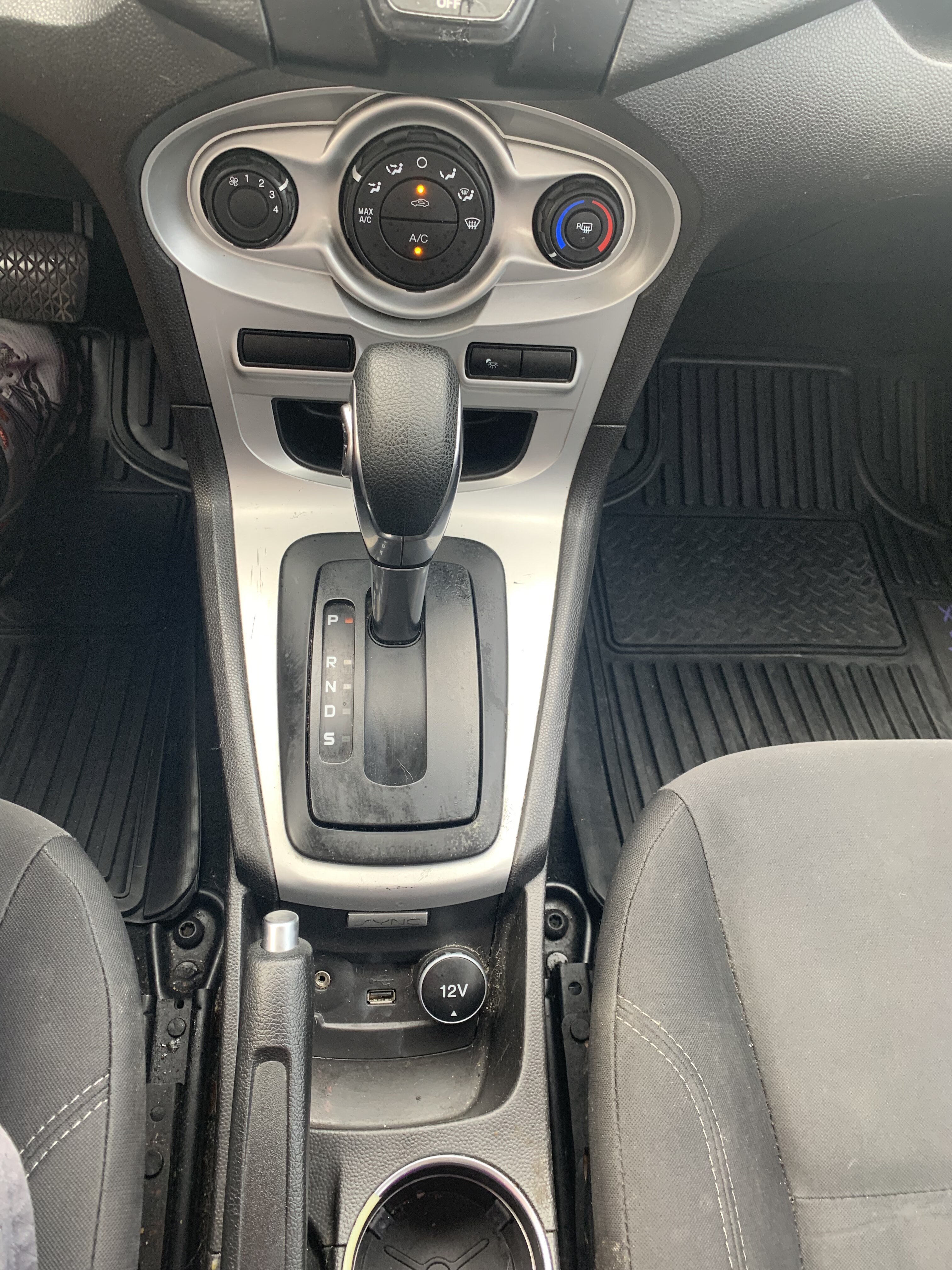 2018 Ford Fiesta thumbnail 11