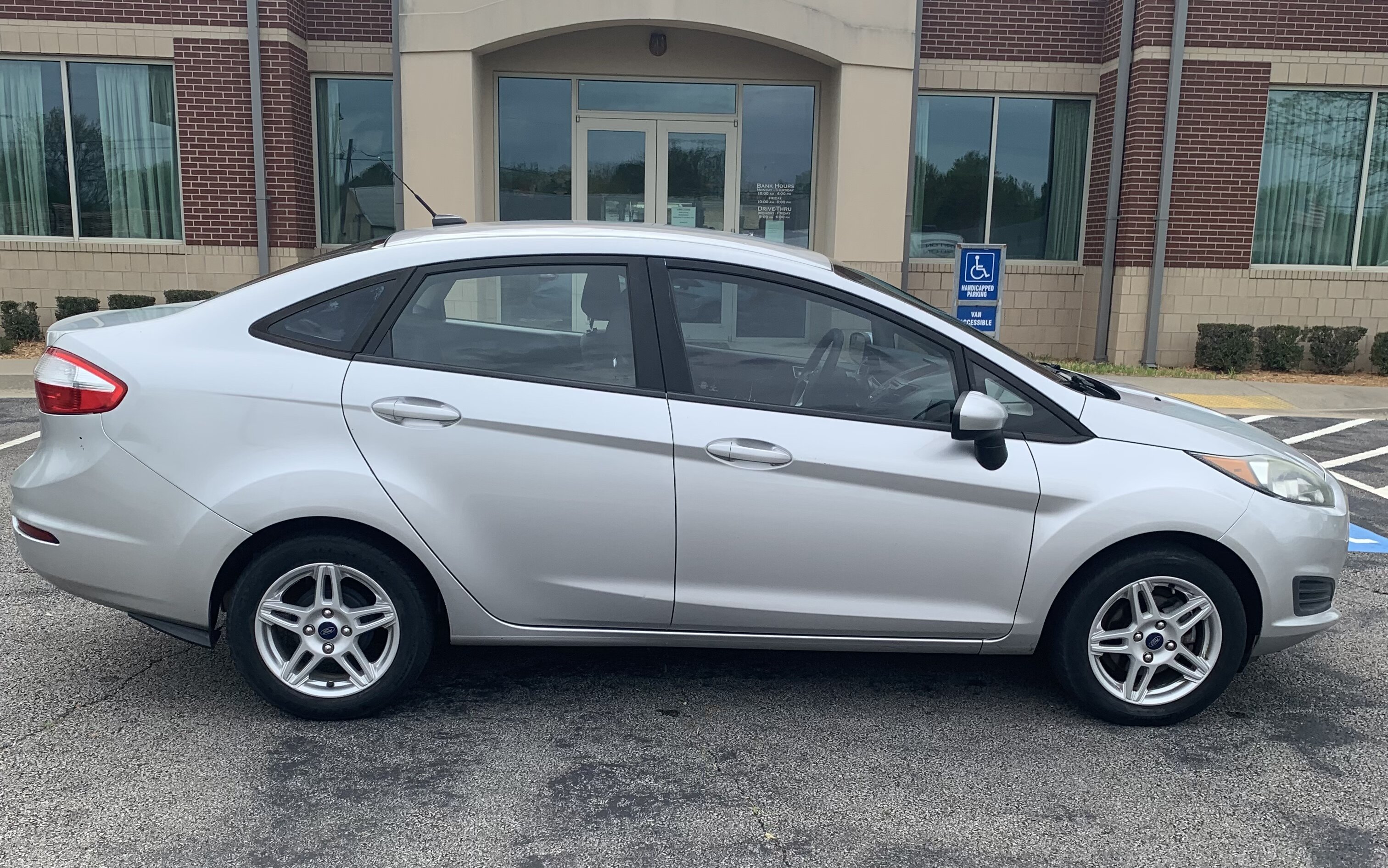2018 Ford Fiesta thumbnail 6